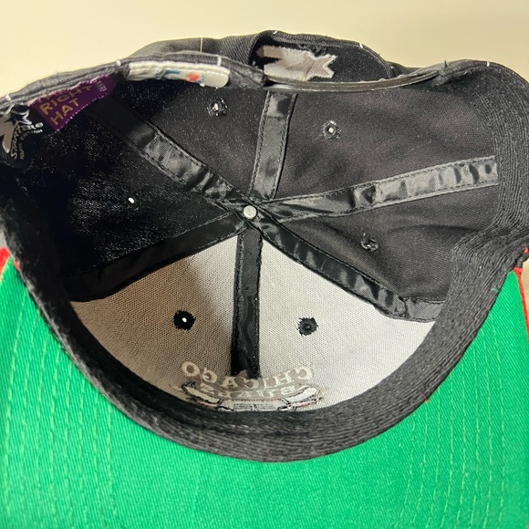 Vintage Pinstripe Chicago Bulls Snapback Hat - Picture 3 of 4